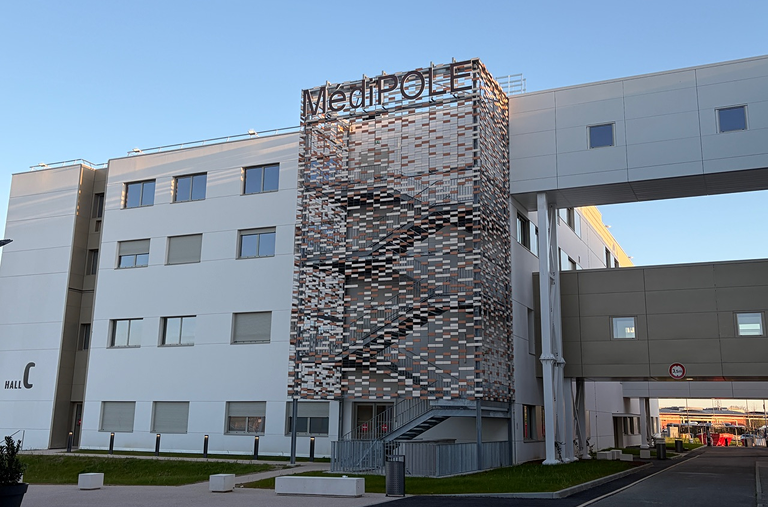 medipole 2